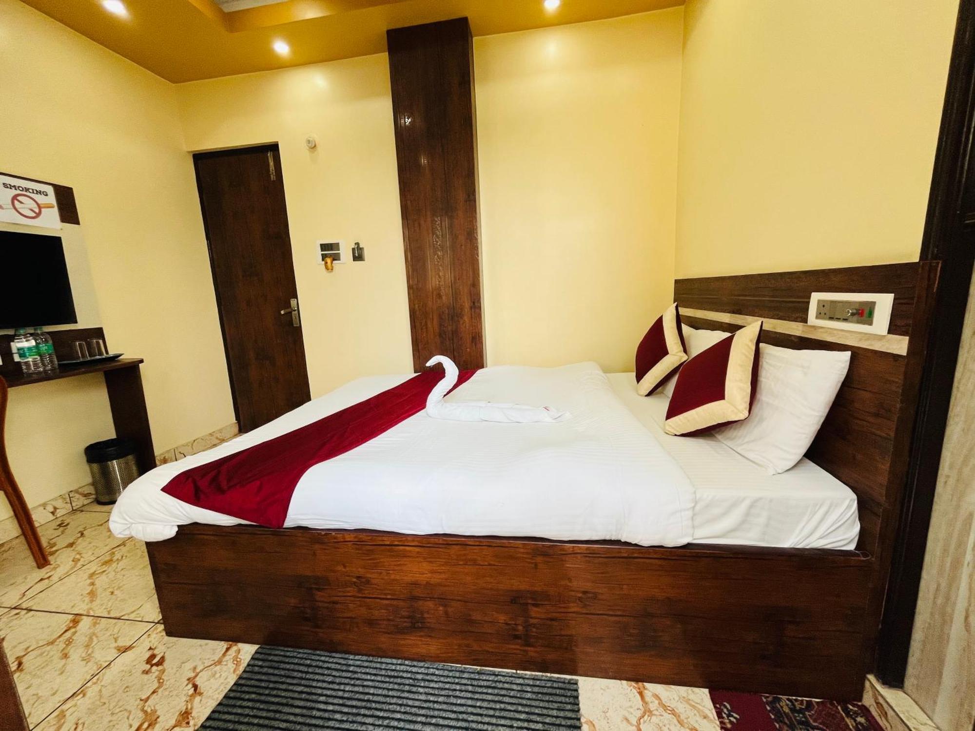 Hotel Kanan Inn Calcutta Extérieur photo