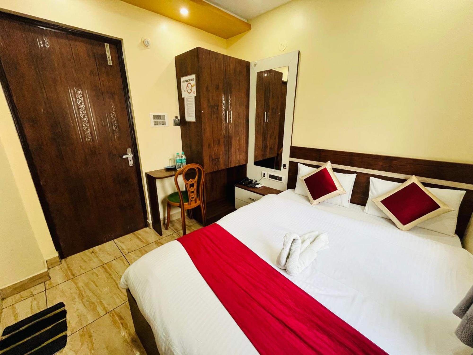 Hotel Kanan Inn Calcutta Extérieur photo