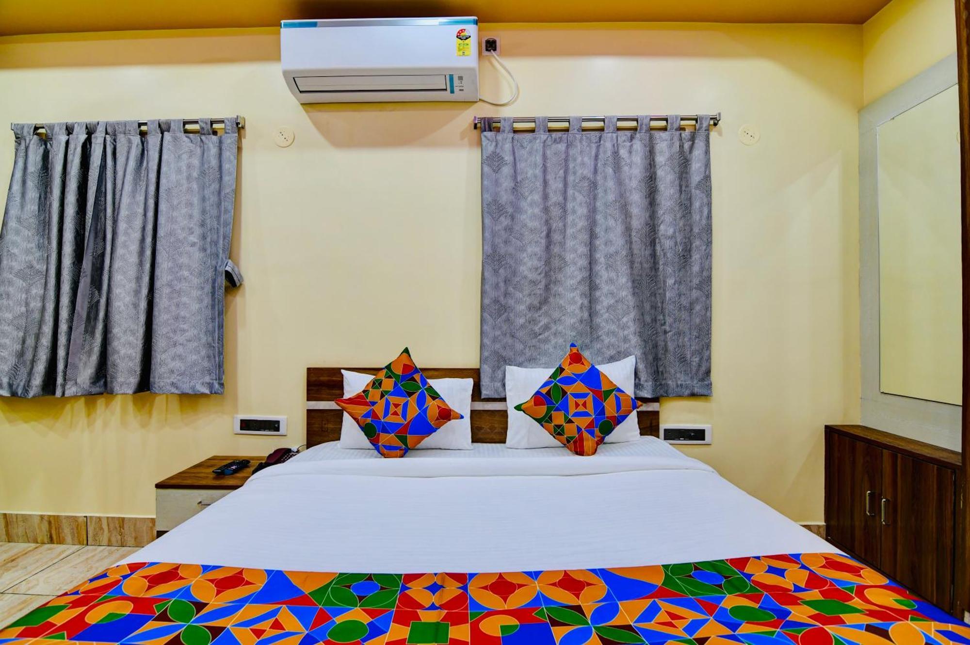 Hotel Kanan Inn Calcutta Extérieur photo