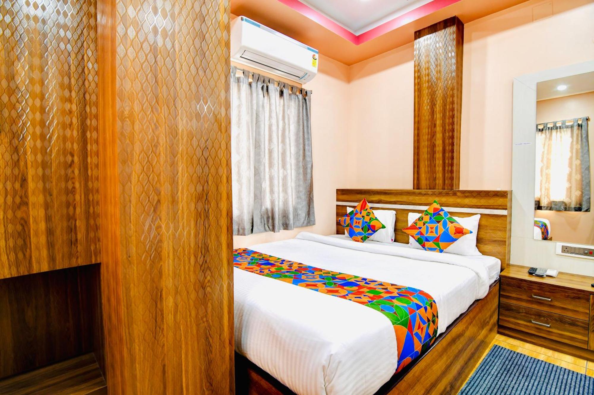 Hotel Kanan Inn Calcutta Extérieur photo