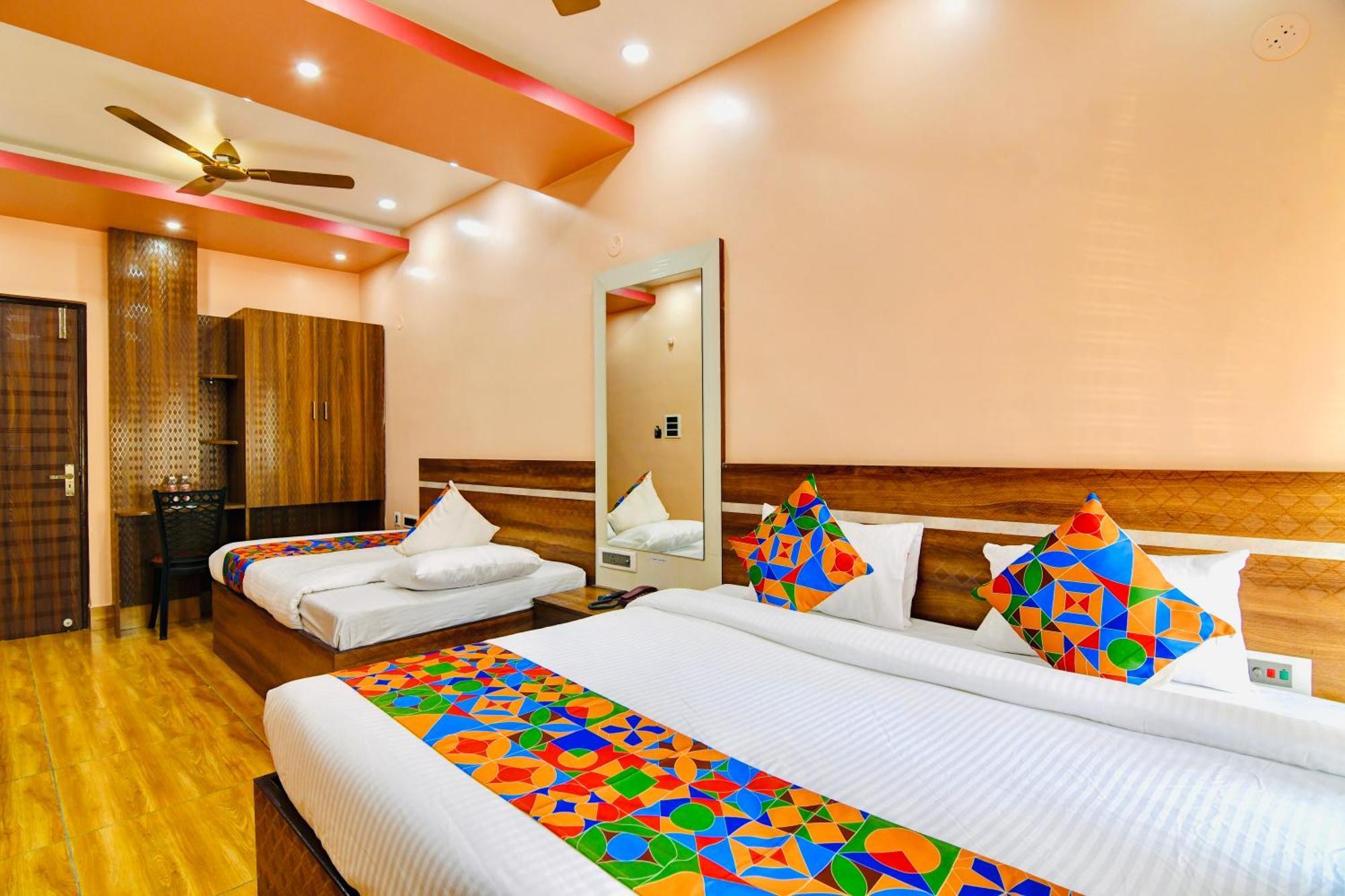 Hotel Kanan Inn Calcutta Extérieur photo