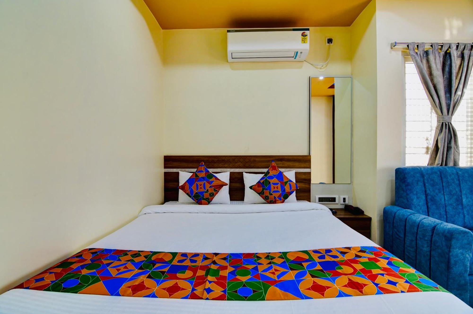 Hotel Kanan Inn Calcutta Extérieur photo