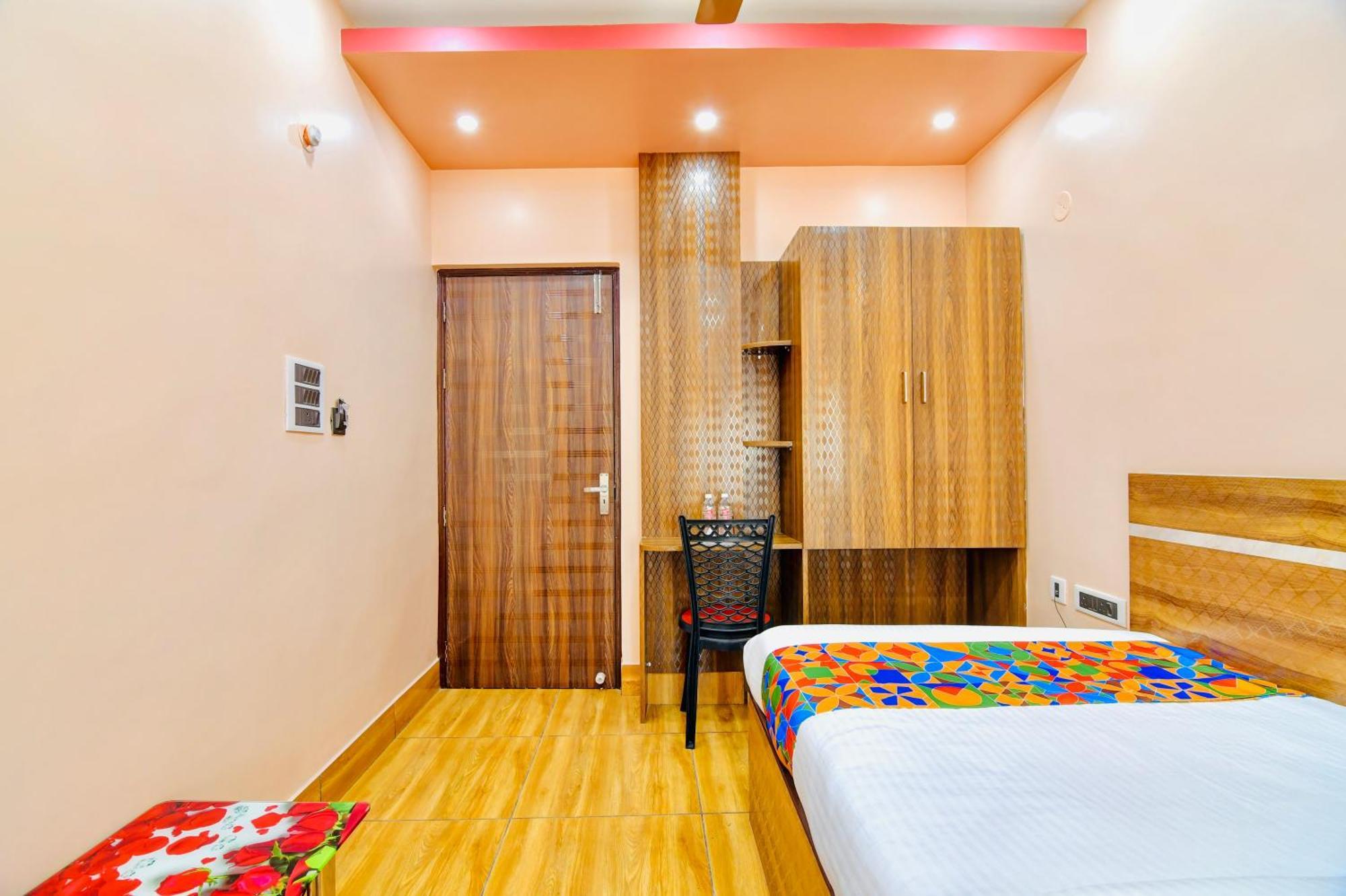 Hotel Kanan Inn Calcutta Extérieur photo